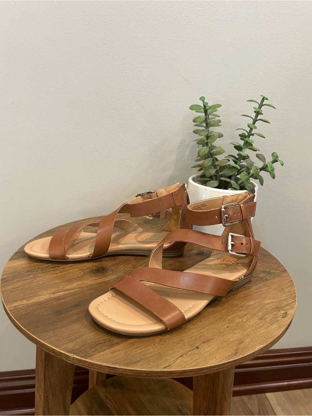 Franco Sarto Greta Cognac Leather Double Strap Flat Sandals Women’s 6